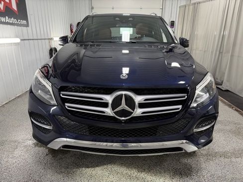 Used 2018 Mercedes-Benz GLE 350 4MATIC image 2