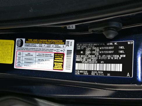 Used 2022 Toyota Sienna XLE w/ XLE Plus Package FWD image 26
