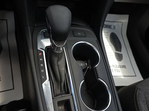 Used 2024 Chevrolet Equinox LT w/ LPO, Floor Liner Package AWD/4WD image 24