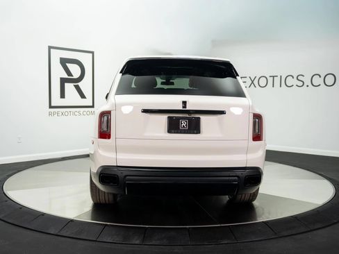 Used 2019 Rolls-Royce Cullinan AWD/4WD image 8