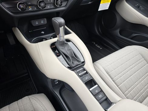 New 2026 Honda HR-V LX image 22
