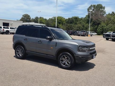 Used 2024 Ford Bronco Sport Badlands AWD/4WD image 2
