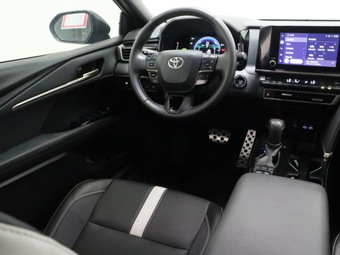 Certified 2025 Toyota Camry SE w/ Convenience Package FWD image 30