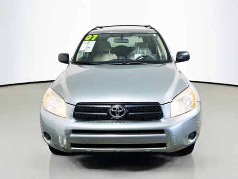 Used 2007 Toyota RAV4 2WD image 11