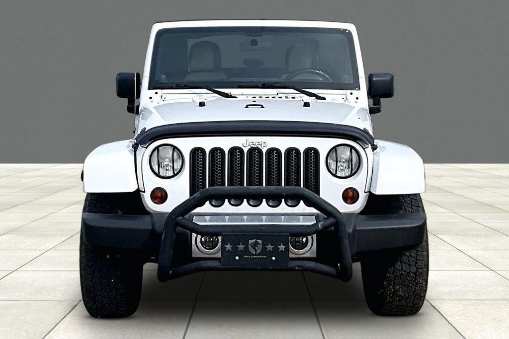 Used 2012 Jeep Wrangler Sahara AWD/4WD image 3