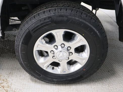 Used 2024 RAM 2500 Big Horn image 18