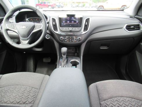 Used 2023 Chevrolet Equinox LT FWD image 13