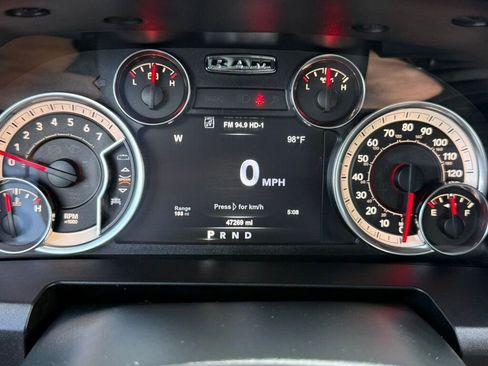 Used 2018 RAM 1500 Big Horn AWD/4WD image 31