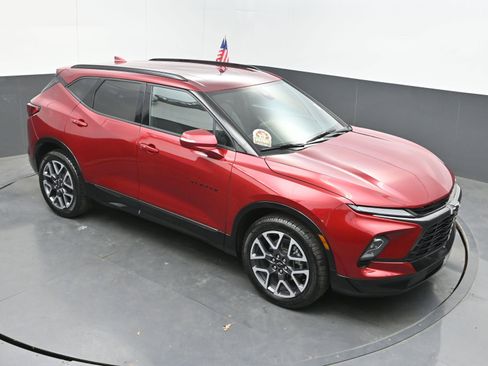 Used 2025 Chevrolet Blazer RS FWD image 32