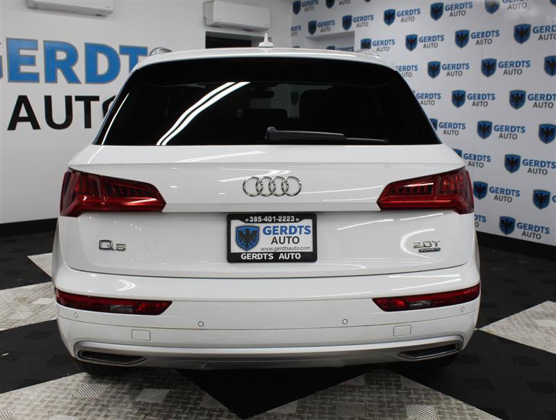Used 2018 Audi Q5 Prestige w/ Prestige Package AWD/4WD image 3