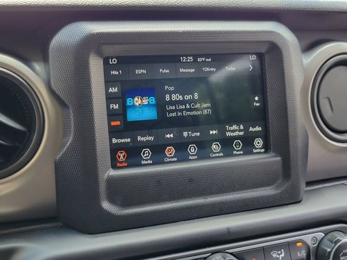 Used 2021 Jeep Wrangler Unlimited Sport AWD/4WD image 19