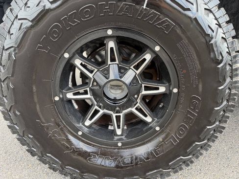 Used 2006 Ford F350 Lariat AWD/4WD image 11