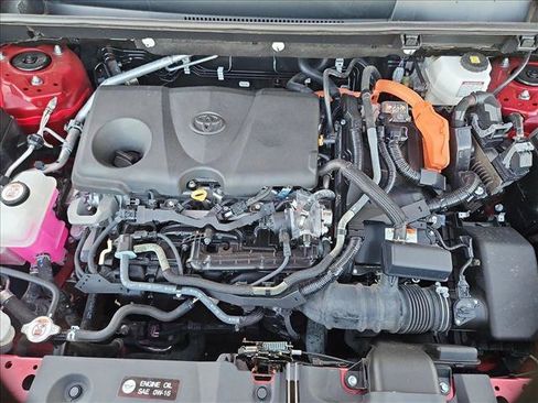 Certified 2024 Toyota RAV4 LE AWD/4WD image 28