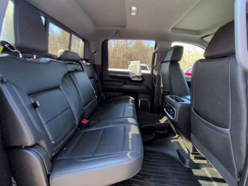 Used 2024 Chevrolet Silverado 3500 LTZ w/ LTZ Premium Package image 27