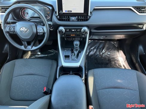 Certified 2025 Toyota RAV4 XLE AWD/4WD image 18