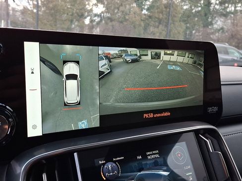 Used 2025 Lexus LX 700h Overtrail image 21