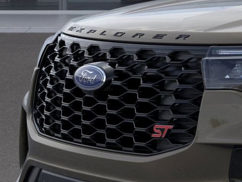 New 2026 Ford Explorer ST w/ Sun And Sound Package image 17
