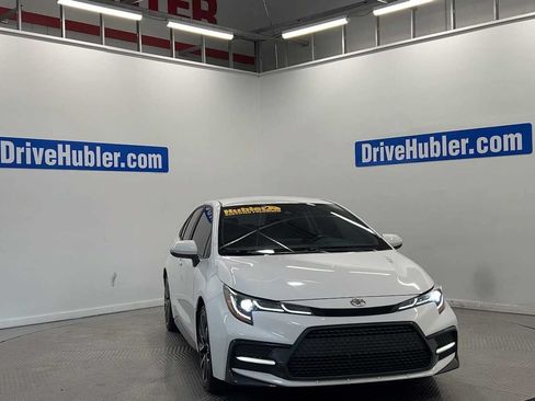 Used 2022 Toyota Corolla SE w/ Carpet Mat Package (TMS) FWD image 5