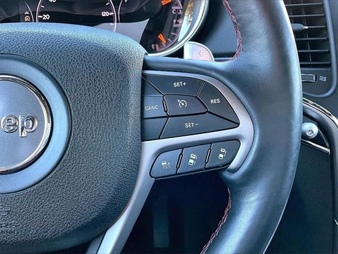 Used 2018 Jeep Grand Cherokee Trailhawk w/ Trailhawk Luxury Group image 20