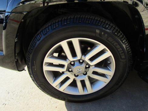 Used 2012 Toyota 4Runner Limited image 7