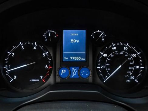 Used 2017 Lexus GX 460 image 25