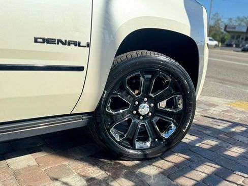 Used 2015 GMC Yukon Denali w/ Touring Package image 19