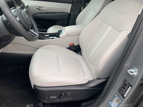 Used 2025 Hyundai Tucson SEL AWD/4WD image 2