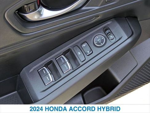 Used 2024 Honda Accord EX-L image 13