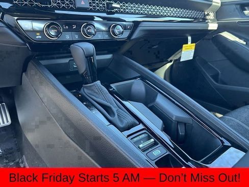 Used 2025 Honda Accord Sport image 33