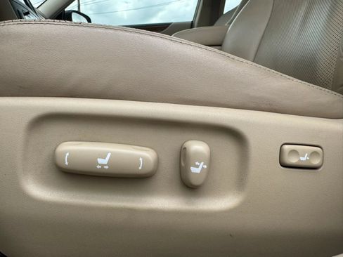 Used 2005 Lexus ES 330 FWD image 22