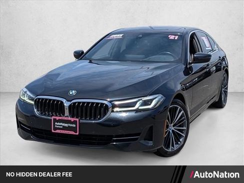 Used 2021 BMW 540i xDrive AWD/4WD image 1