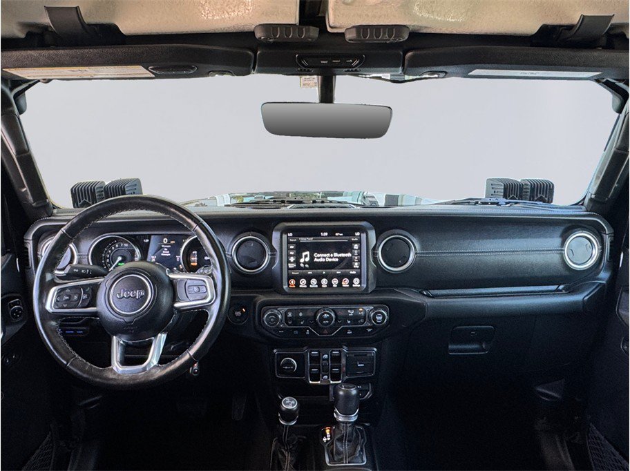 Used 2023 Jeep Wrangler Unlimited Sahara w/ Cold Weather Group AWD/4WD image 22
