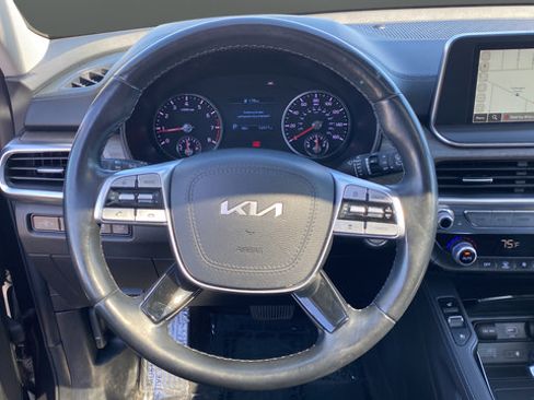 Certified 2022 Kia Telluride EX w/ EX Premium Package AWD/4WD image 16