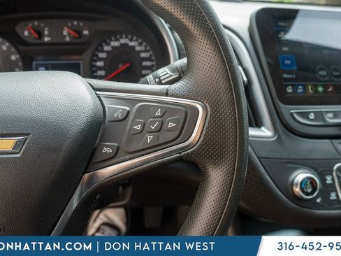 Used 2024 Chevrolet Malibu LT FWD image 16