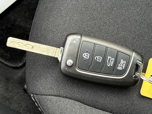 Used 2023 Hyundai Sonata SE FWD image 27