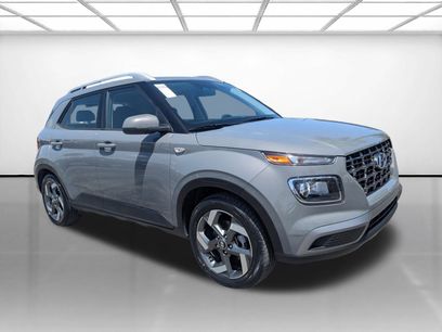 Used 2023 Hyundai Venue SEL w/ Cargo Package