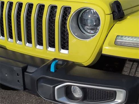 Used 2023 Jeep Wrangler Sahara w/ Cold Weather Group image 12