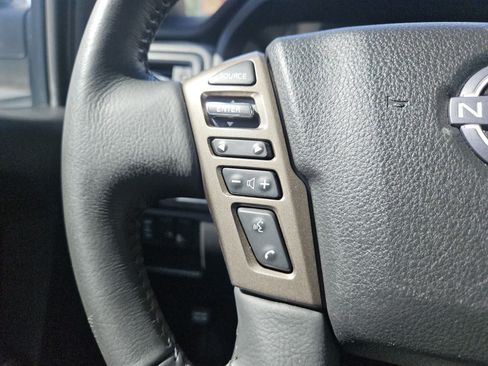 Used 2024 Nissan Titan SV w/ SV Bronze Edition Package RWD image 9