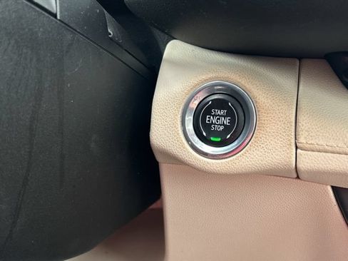 Used 2023 Buick Envision Avenir AWD/4WD image 46