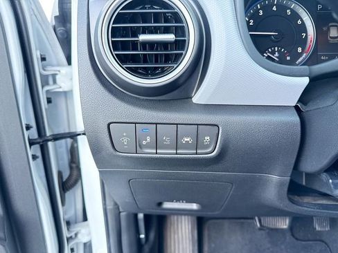 Used 2020 Hyundai Kona Ultimate image 10