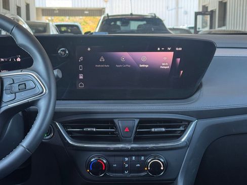 Used 2025 Buick Encore GX Preferred image 21