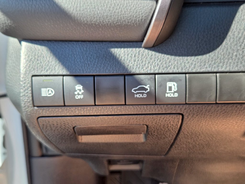 Used 2023 Toyota Camry LE FWD image 28