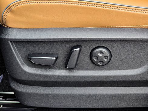 New 2026 INFINITI QX80 Luxe image 18