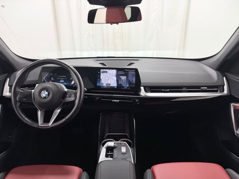 Used 2023 BMW X1 xDrive28i w/ Convenience Package AWD/4WD image 8