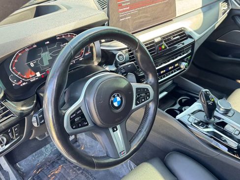 Certified 2023 BMW 540i xDrive w/ M Sport Package AWD/4WD image 17
