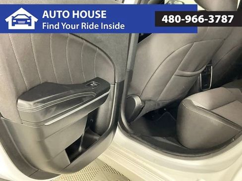 Used 2022 Dodge Charger SXT RWD image 13
