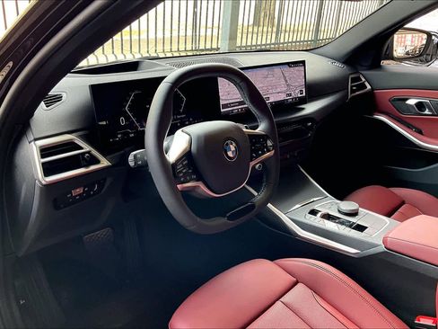 Used 2025 BMW 330i Sedan image 17