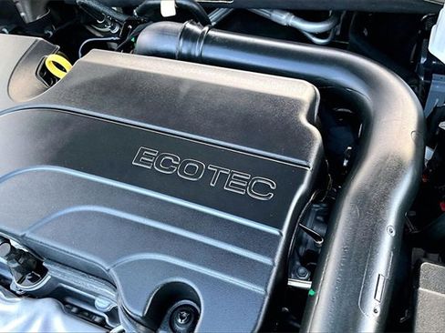 Used 2023 Chevrolet Malibu LT image 30