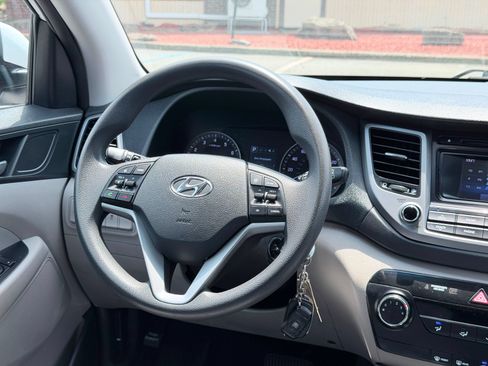 Used 2017 Hyundai Tucson Eco w/ Cargo Package AWD/4WD image 27