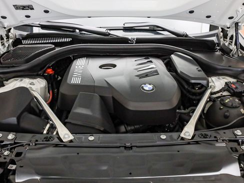 Used 2025 BMW 530i image 28